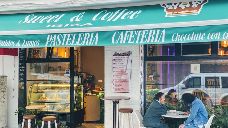 Ibiza_plus's tweet photo. Empezamos la semana con una ración de lugares para disfrutar de deliciosos #churros en #Ibiza ☕️〽️

¡No te lo pierdas! 😉

Toda la info en nuestra web 👉
https://t.co/bILGF5fQoL https://t.co/0R30CqCgIu