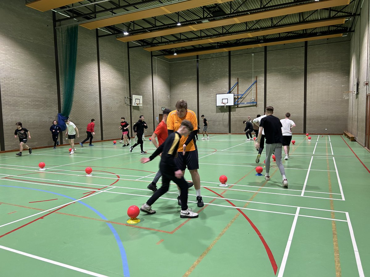 SportUHIMoray's tweet photo. On our Level 6 Sport &amp; Fitness Course, you will have the opportunity to:

• Take part in coaching placements 

•Benefit from strong industry connections

•Opportunity to enhance your confidence and leadership skills

•Progress to HNC

Apply here 👇
https://t.co/C5bHt3TLJg https://t.co/jYF9QdrUTh