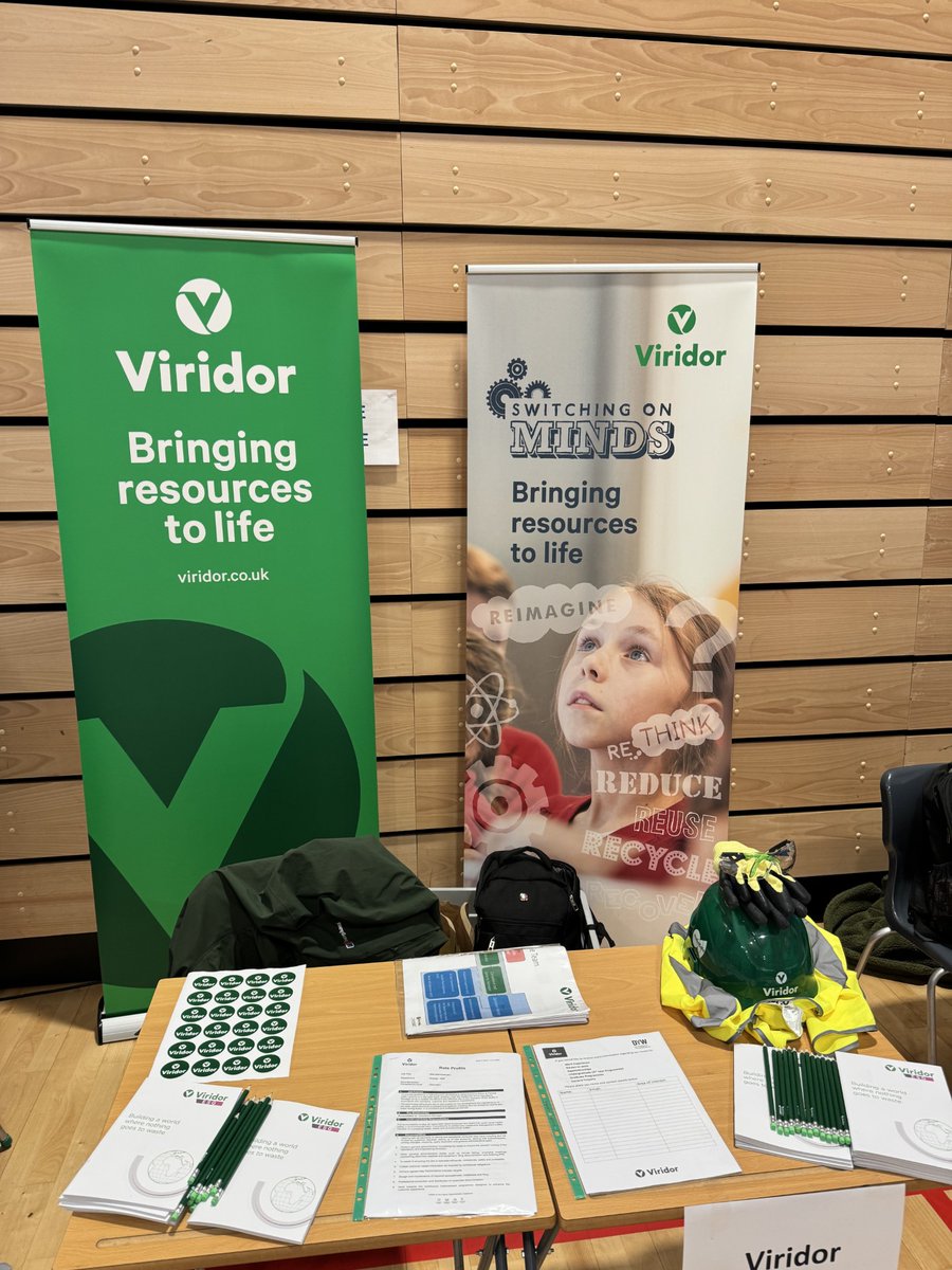 Viridor_CV's tweet photo. Last week our team from Viridor (representing Bargeddie RWT and Dunbar ERF) had the incredible opportunity to visit @BarrheadHighSch for their @DYWScot Careers Options Fayre! 🧑‍🎓📚

Thank you for letting us share with you the options that @ViridorUK have to offer! 

#raisethebarr! https://t.co/0ezP0X0WzL