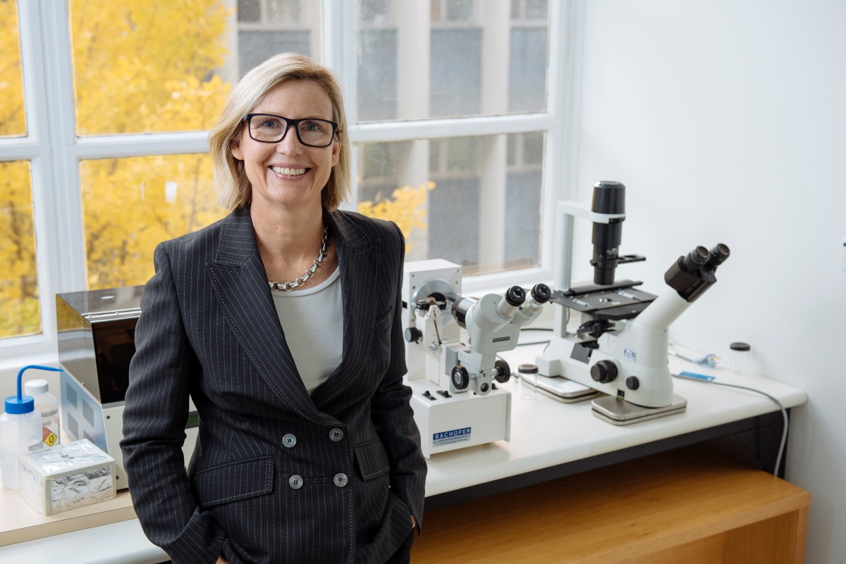 Congratulations to world-renowned reproductive biologist and member of the Robinson Research Institute, Prof Sarah Robertson AO, on being awarded Officer of the Order of Australia! ➡️adelaide.edu.au/robinson-resea… @choosy_uterus #researchexcellence