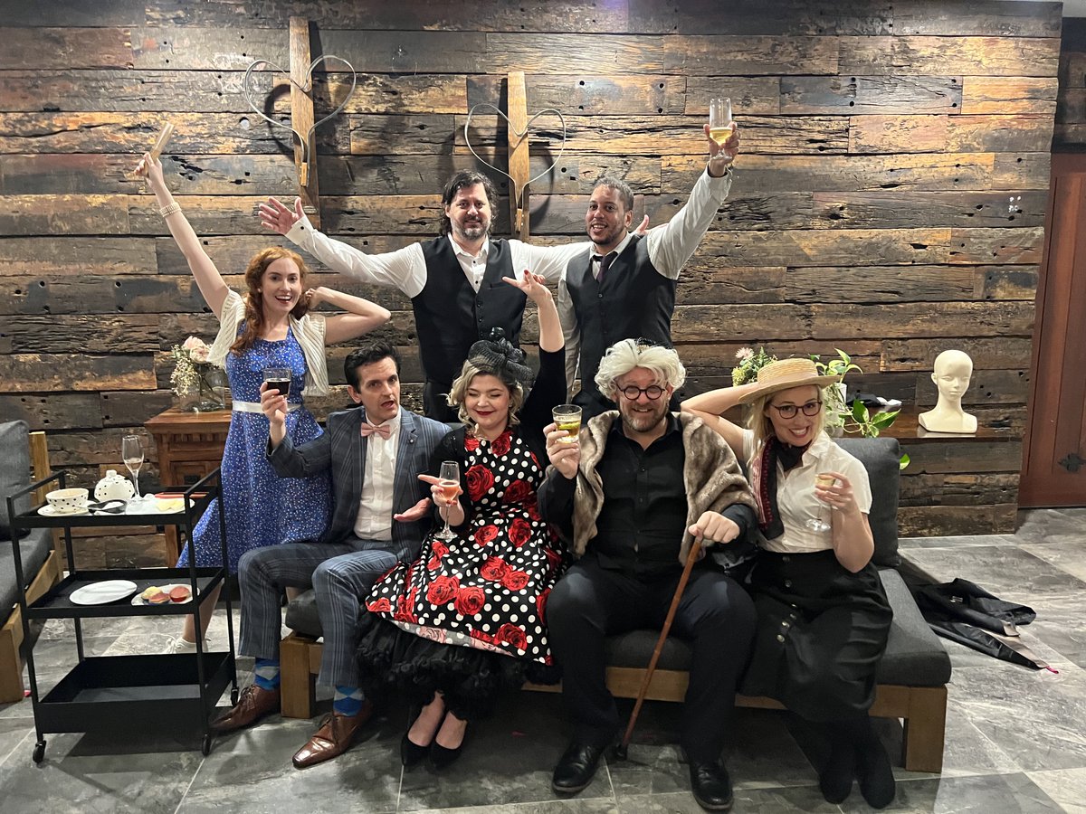We're counting down until we can pop the champagne corks on "The Importance of Being Wasted" at Fringe World PERTH! It's Oscar Wilde with a deliciously devilish drunken twist. 🥂🥃🍸🍷🍻🍹🍾

fringeworld.com.au/whats_on/the-i…