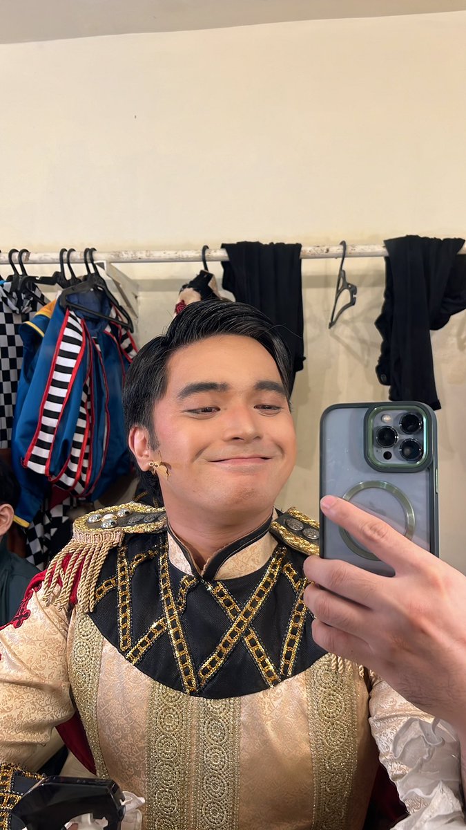 HAPPY CLOSING Snow White and the PRINCE!!! 🎊🥺😘