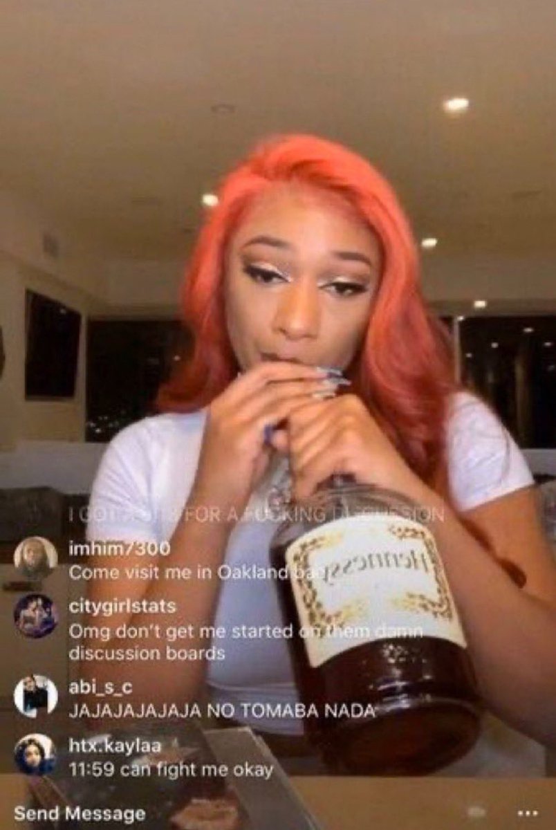 sleezeSTAN's tweet photo. @NICKIMINAJ Hennessy through a straw is crazy! #BigFoot 🤣 https://t.co/ChgqL4xwLv