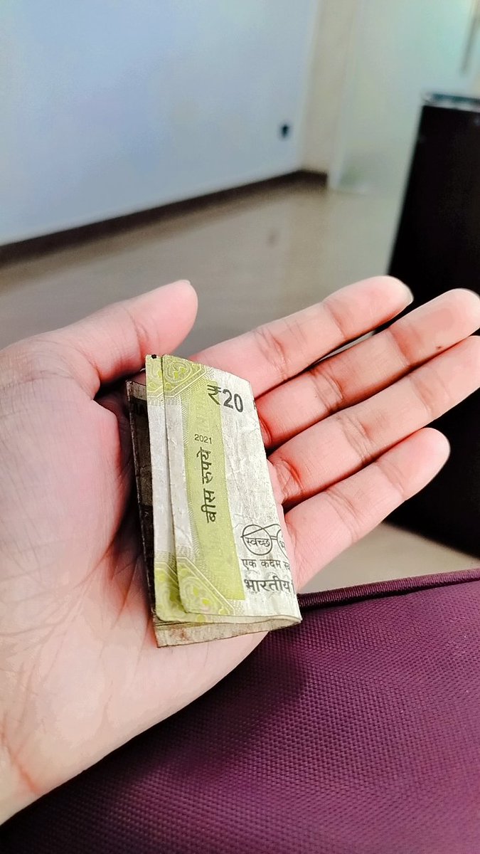 DosaIdliiiiiiii's tweet photo. Four stage of 500rs. https://t.co/eTvouw9QcH
