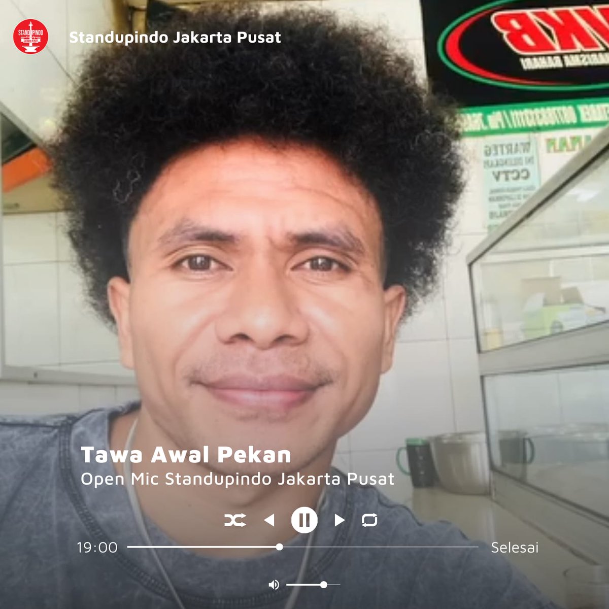 Malam ini openmic yuk gays
Di cafe owl claws genjing
Ditunggu yah