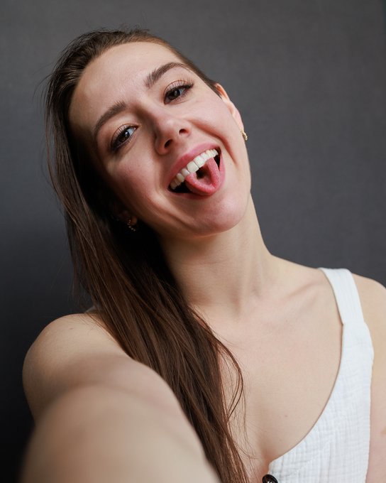 dancer_nextdoor