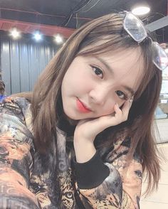 CarlosLore24809's tweet photo. Luon co tinh trang hoa https://t.co/QSLQs65oas