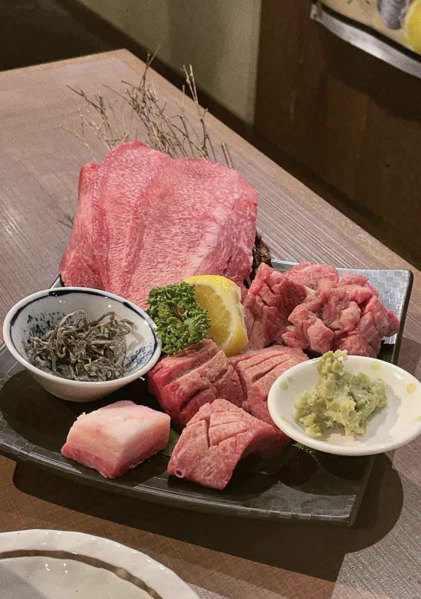hear_jp's tweet photo. ひあひあ🌞

今日は #肉の日 なので、みなさんに良いお肉(の写真)をお届けします🐄
お肉を食べて寒さに備えたい！

#HEARで聴こう
#今日のどうでもいい話 https://t.co/A64C3okwhb