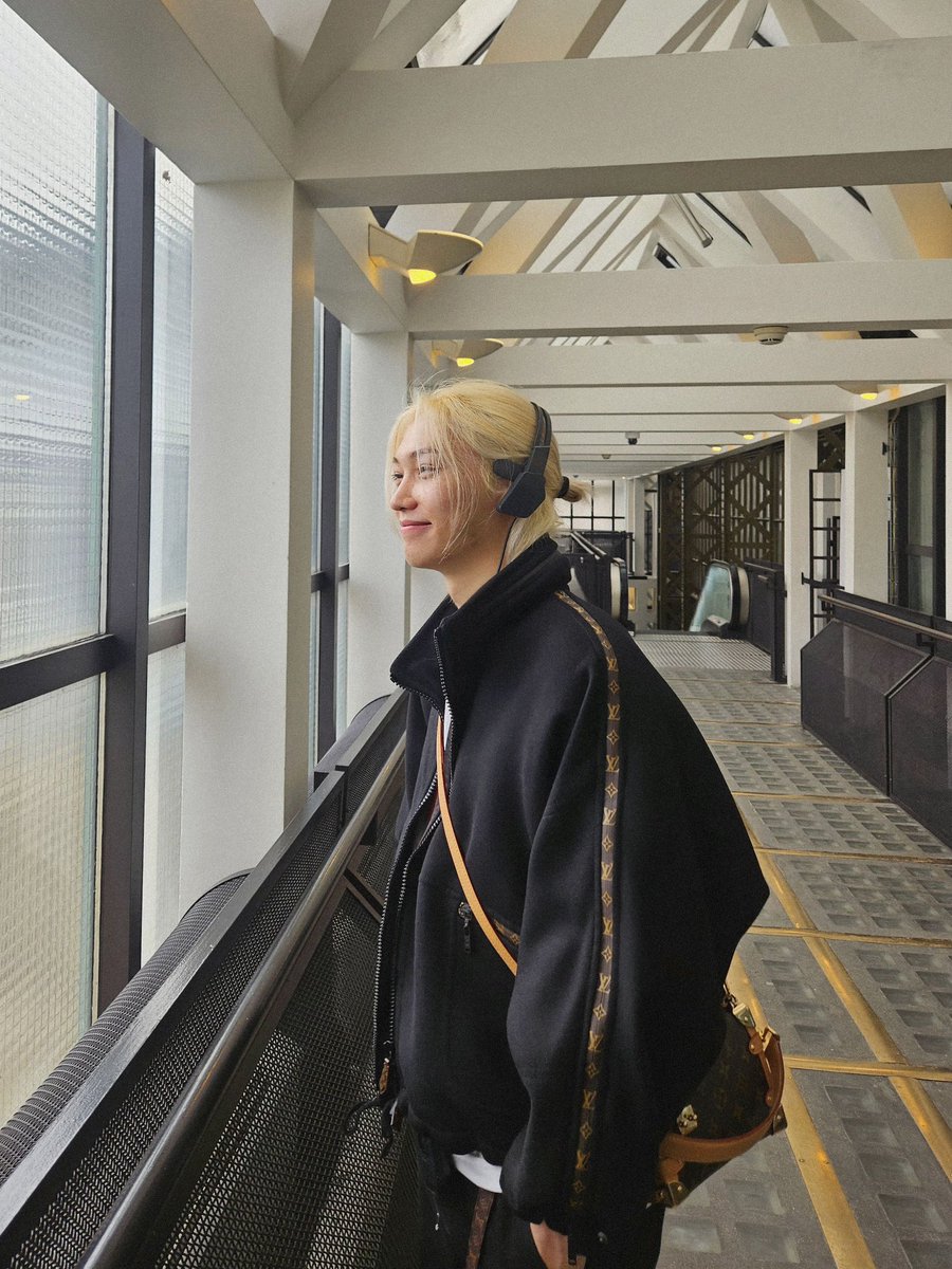 YONGLlXIE's tweet image. HE WAS SO HAPPY😫