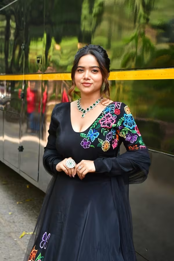 NewsNationTV's tweet photo. Manisha Rani  ने फैंस को दिया अपना हेल्थ अपडेट...

#GETWELLSOONMANISHA #abhisha #ManishaRani #ManishaSquad #ManishaRaniInJDJ11
@ItsManishaRani @TeamManishaRani https://t.co/TCF8q3lqBF