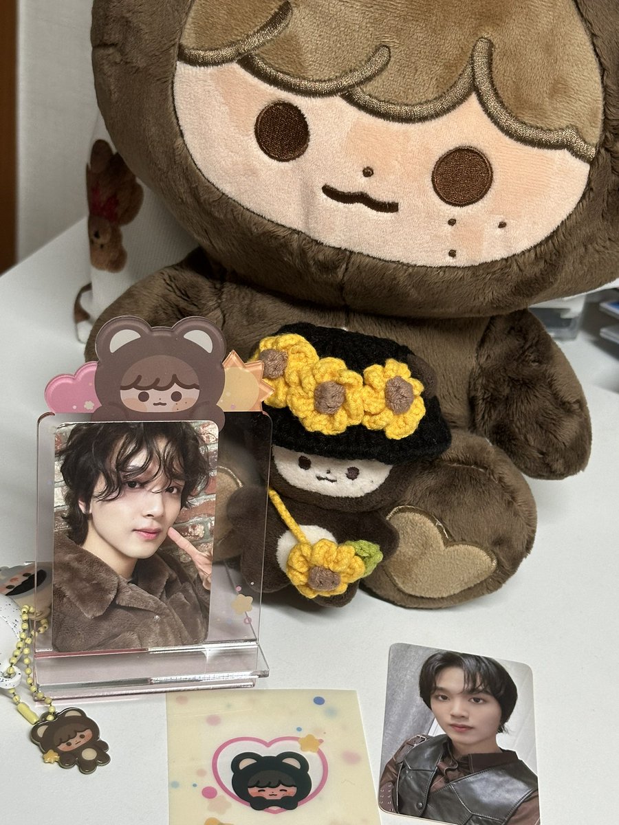 37_5_HC's tweet photo. @214LL_ 님 곰효기 스탠드 도착🤎🤎
진짜 너무 너무X0606 귀여움😆🌟
곰효기 세계관 완성 ୧(˙Ⱉ˙)୨ https://t.co/1mDfwPe8Lx