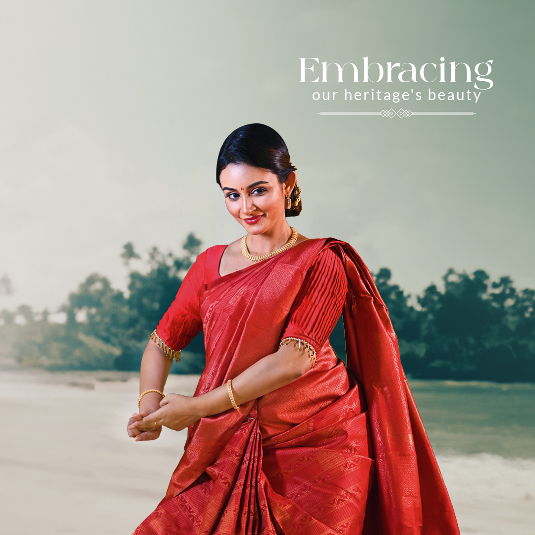 LakshmiSilks1's tweet image. നെയ്തു കലയുടെ പൂർണ്ണത അത് അണിയുന്നവരിൽ അലിഞ്ഞു ചെരുമ്പോഴാണ്. ലക്ഷ്മി സിൽക്‌സ്, പഴമയുടെ പെരുമയിൽ പുതുമയുടെ പെരുമഴക്കാലം. കോട്ടയം T. B റോഡിലെ ഞങ്ങളുടെ ഷോറൂം സന്ദർശിക്കൂ, മനസ്സറിഞ്ഞു ഷോപ്പ് ചെയ്യൂ.....
#BlossomingInBeauty #VisitOurShowroom #Kottayam #TBroad #NewCollection