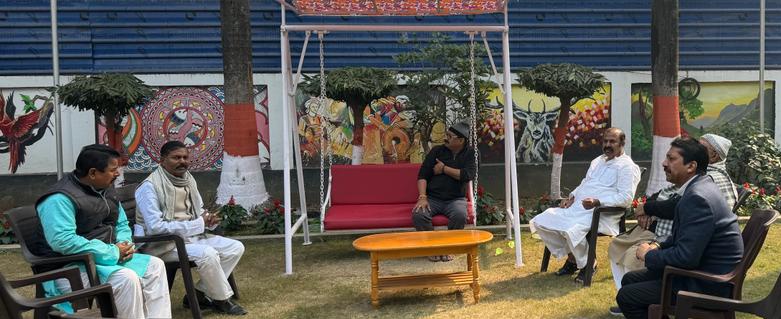 बहुत-बहुत बधाई💐

आज बिहार सरकार के मंत्री एवं भाई श्री सुमित कुमार सिंह जी से उनके आवास पर जाकर मुलाकात कर बधाई एवं उनके सफल कार्यकाल के लिए शुभकामनाएं दी।