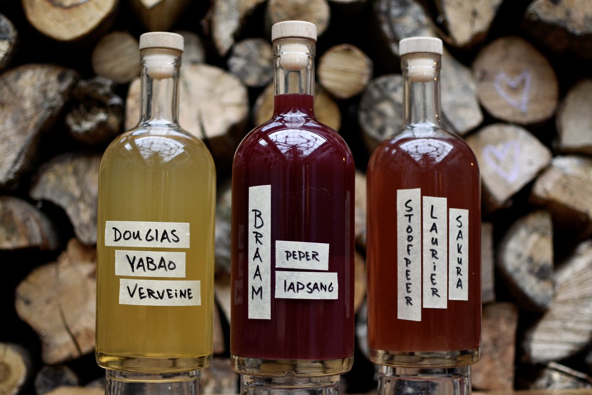 NPO RADIO 1 interview met Anita over Non-alcoholisch arrangement. 

zie hier het hele interview 
lnkd.in/e2BT9x-E 

Non-alcoholische pairing of een balans vinden met een combinatie van sap en wijn tijdens het diner.