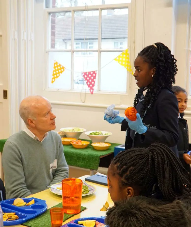 Our recent Governors’ Day was an opportunity for governors to participate in lessons such as phonics, violins and cellos. As well as view pupils’ books, join in Collective Worship, and eat with pupils at the Top Table at lunch time and speak to pupils.  st-lukes-primary.lambeth.sch.uk/governors-day-…