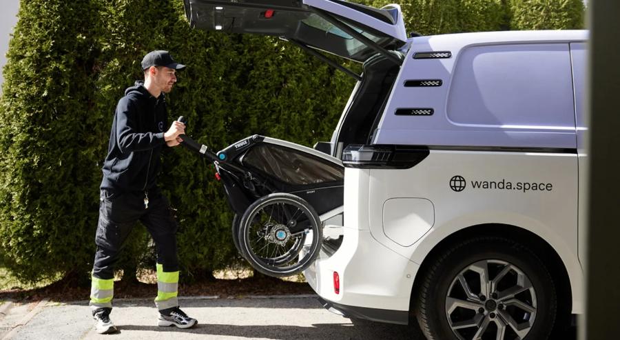 solvice's tweet photo. 🚀 Check out how https://t.co/o92ebavxSY revolutionized sustainable logistics with Solvice's OnRoute API! 🌿 Struggling with complex logistics? See how they teamed up with Solvice. 
#Sustainability #circularlogistics #TechForABetterTomorrow

https://t.co/WtkF7Fnv6I https://t.co/iKKlIRAIzC