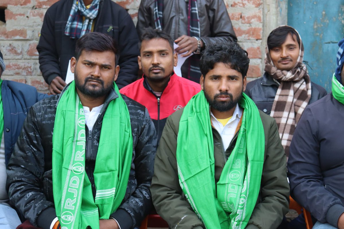 NavleshYadav2's tweet photo. गोह में राजद पंचायत स्तरीय कमेटी का किया ��या https://t.co/KbA4n4UUkk