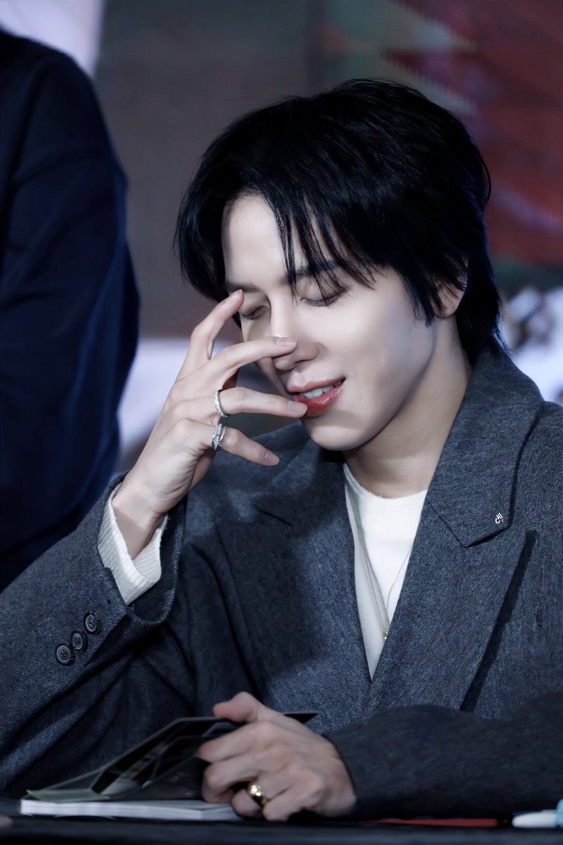 Nowor_Never_'s tweet photo. 20240121 Beijing Fansign
위대한 kpop 의신 (/ω＼)
@JYHeffect 

#정용화 #JUNGYONGHWA 
#너의_도시 #YOUR_CITY https://t.co/nUhMCWKlfc