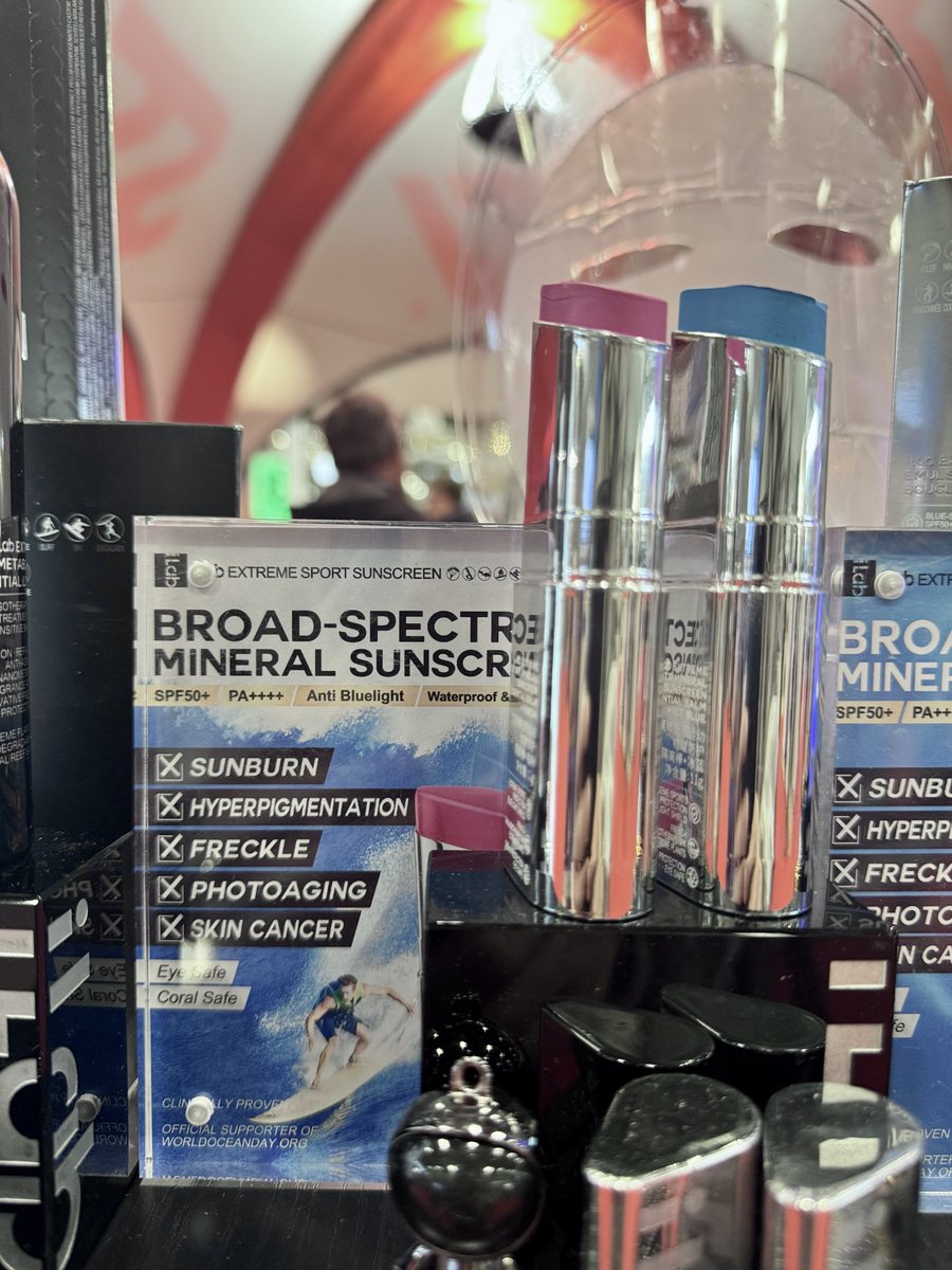 iLab101's tweet photo. The Paris Dive Show in 2024 has come to an end. The show is the event of the year for all diving professionals and lovers.

As a skin care brand loved by extreme sports enthusiasts, iLab’s Max-protection series of sunscreen products were the most popular at the show. https://t.co/B4cWSvpeyN