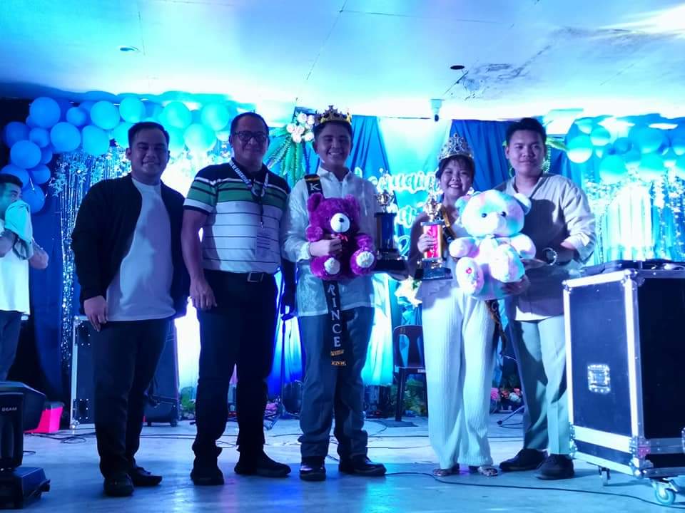 anhsSPA's tweet photo. 👑✨ 𝐂𝐫𝐨𝐰𝐧𝐢𝐧𝐠 𝐆𝐥𝐨𝐫𝐲: Our ANHS KURATSA KING &amp; QUEEN 2023🕺! ✨👑

Amidst the graceful swirl of the Kuratsa Dance, our #BatangSPA emerged, capturing our hearts and earning the esteemed titles of Kuratsa King and Queen 2023. https://t.co/74ODyfndm7