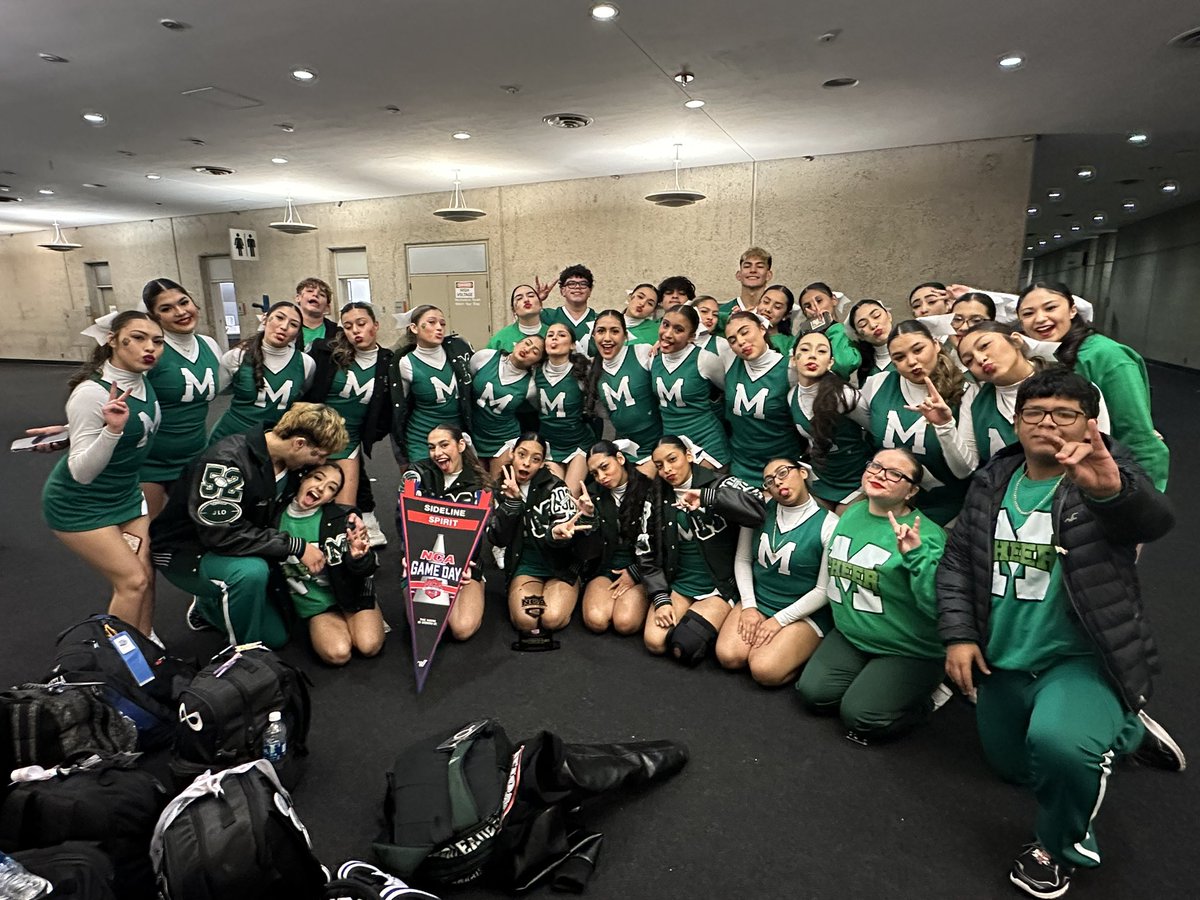 2020Psja's tweet photo. Coming home winning the overall Sideline Spirit Award at one of the most prestigious national competitions in the nation out of 24 teams  makes the work worth it! It’s a first for our school! #nca #ncanationals #psja #psjaisd #wearememorial #psjaproud @PSJAMemorial @PSJAISD https://t.co/EWX3tnBSZK
