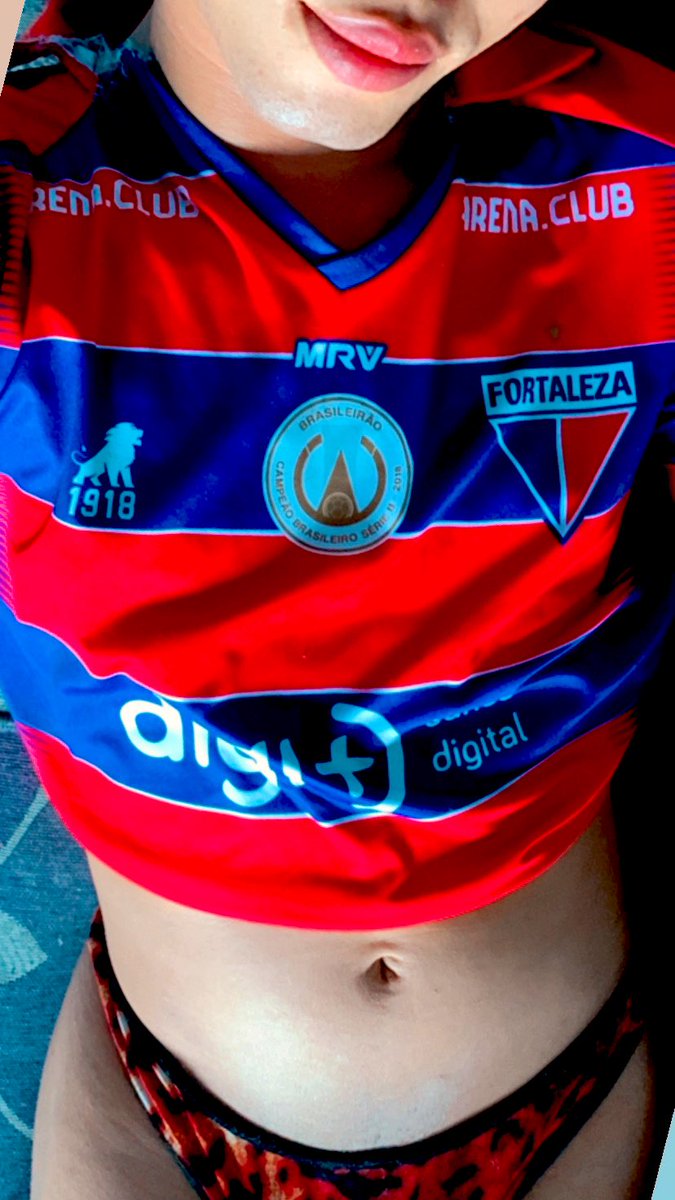Travestiris's tweet photo. // 💙❤️ https://t.co/Wsb5Twbe1T