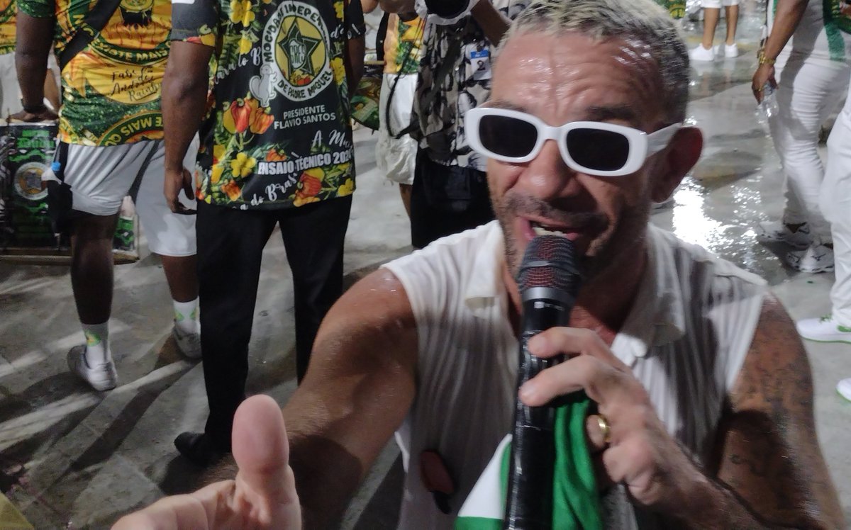 donniedarko73's tweet photo. mocidade independente: ensaio técnico @ praça da apoteose
zé paulo sierra
paulinho mocidade
jojo
fabíola andrade
#mocidadeindependente #mocidadeindependentedepadremiguel #cajufolia #caju #carnaval #carnaval2024 #ensaiotécnico #sapucaí #apoteose #praçadaapoteose #riodejaneiro https://t.co/uJdpQMYScf