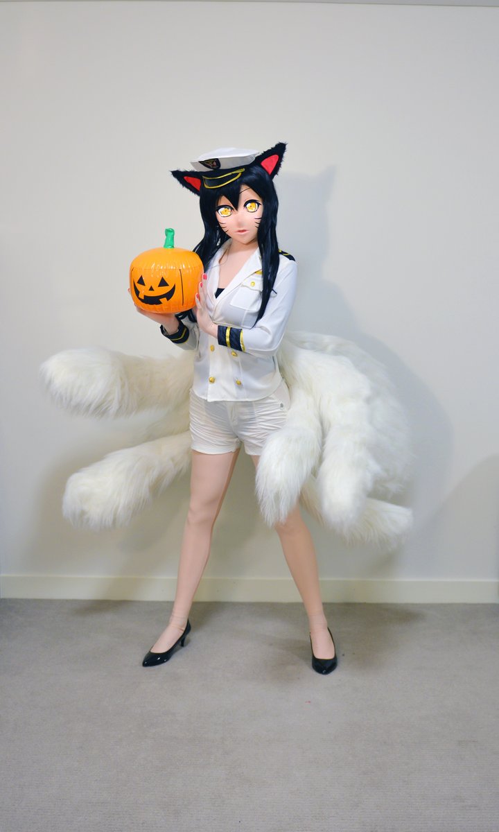 wyukig's tweet photo. Going into 2014s now, finally within the decade~
WK14035-Yiho as SNSD Ahri
Fell in love with Ahri around this time, and did the obvious thing. Become her~ XD
#KigCount https://t.co/Or6W6nPtgW