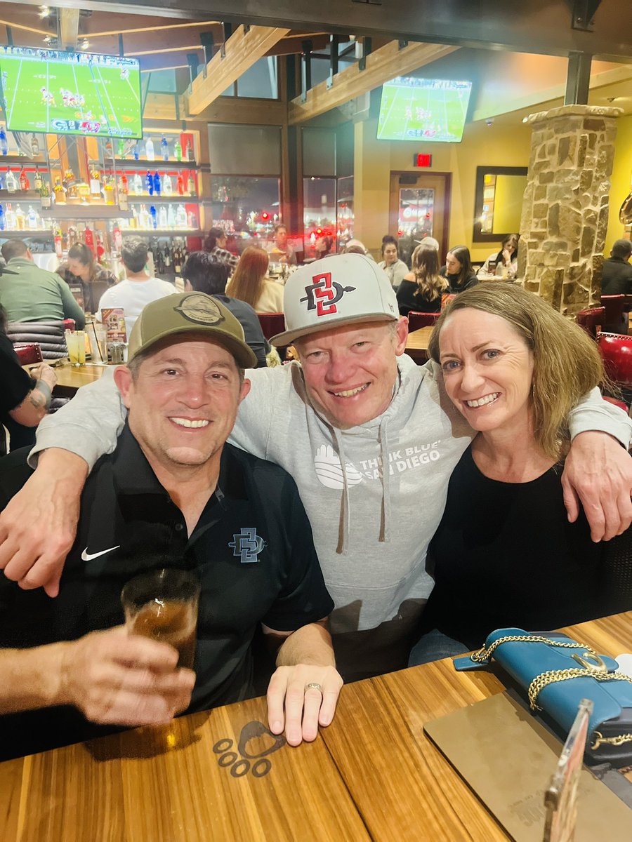 Anna Hopkins tweet media