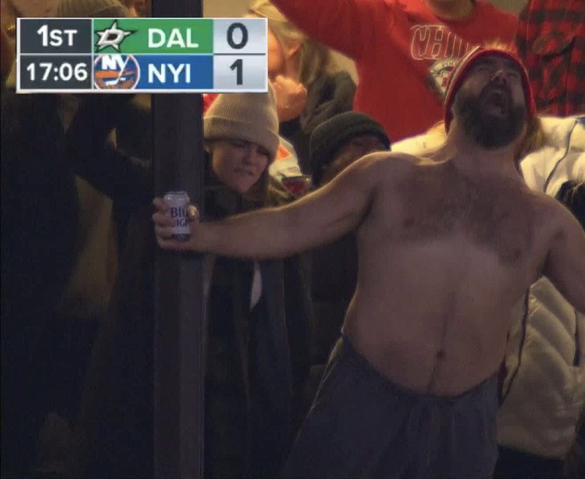 Isles fans after getting a quick 1-0 lead in the Patrick Roy Era 😤