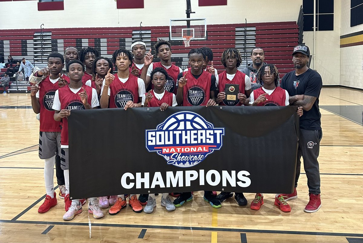 Elite75prep's tweet photo. Team USC 8th grade is your Southeast National Showcase Champions. 🏆 https://t.co/OtWGNqnsXT