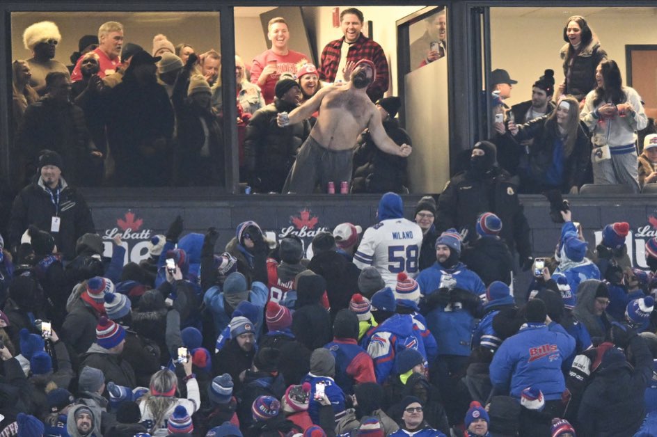 jason kelce is a national treasure.