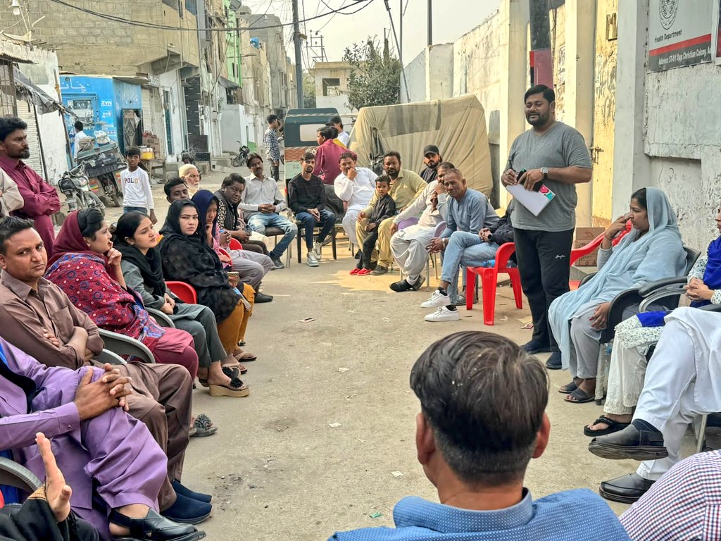 NehaAngle17's tweet image. Vice President @PYOSindh @RoomaMatto chaired the social media meeting regarding #Election2024 #Compaign #VoteForTeer 
#چنو_نئی_سوچ_کو 
@BBhuttoZardari @AseefaBZ @MediaCellPPP @MattoMushtaq