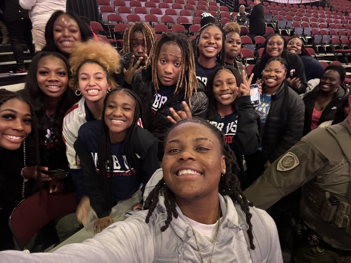 Madisonville Lady Mustangs 🏀 tweet media