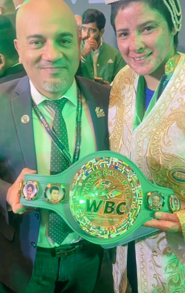 Hermoso recuerdo de una convención de la wbc,  increíble!!! Junto a un gran ser 🙌
