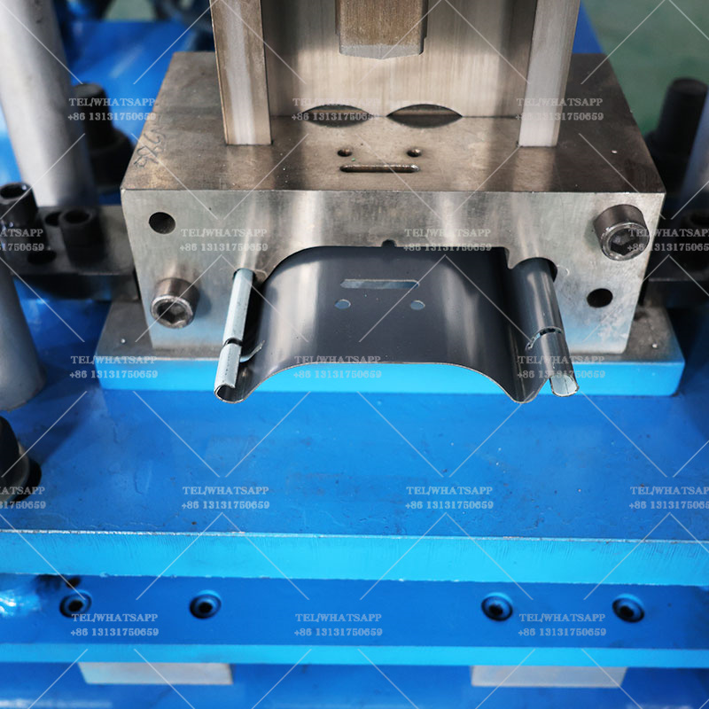 GloriaLi02's tweet photo. shutter door roll forming machine with punching.
Please feel free to consult:
☎️Whatsapp:+86 13131750659
✉️Email: gloria@kaiyitemachine.com
#rollformingmachine #rollforming #machine #machinery #shutterdoor https://t.co/vGO9JgWhuM