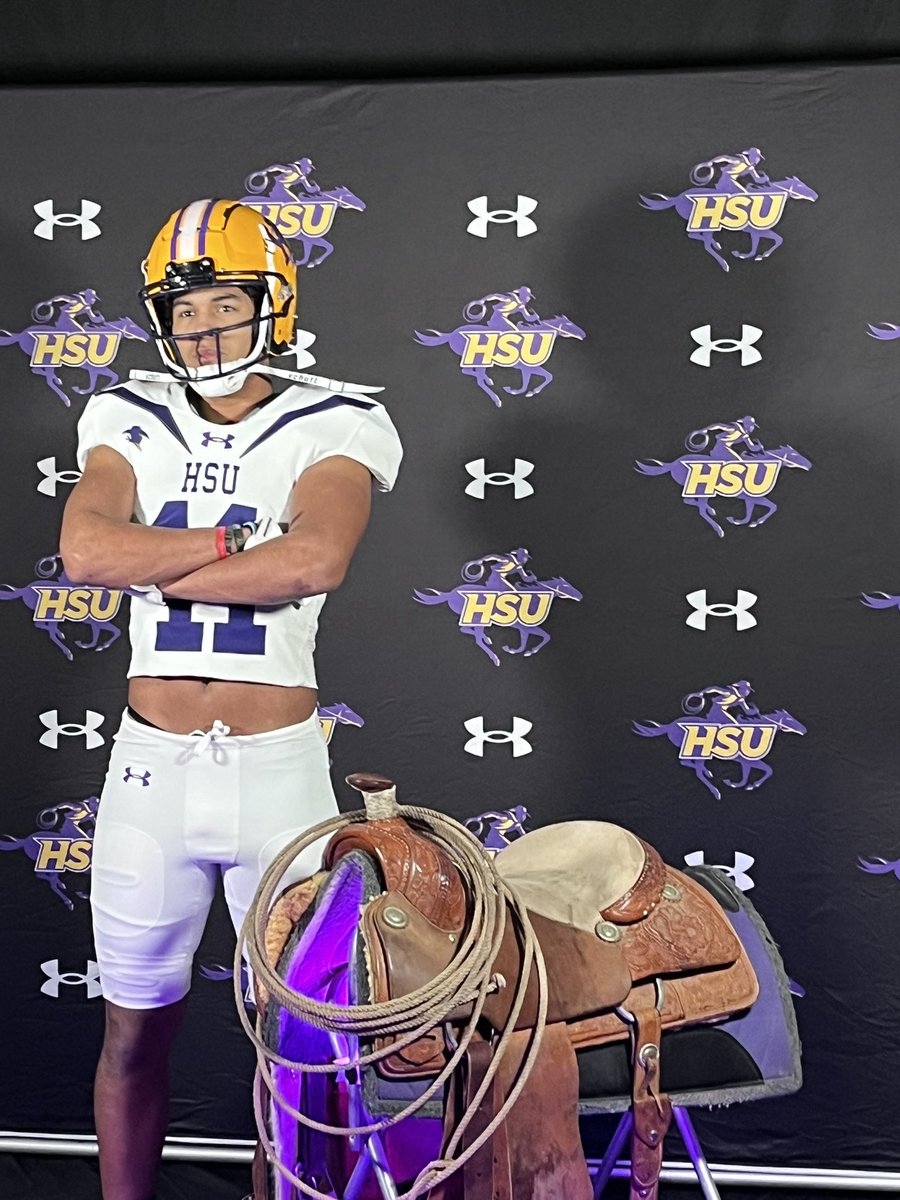 DasenAnderson's tweet photo. Thank you @HSUCowboys and special thank you to @BurlesonHSU for the amazing visit and an opportunity to become a cowboy! https://t.co/p4y3EFE9Gb