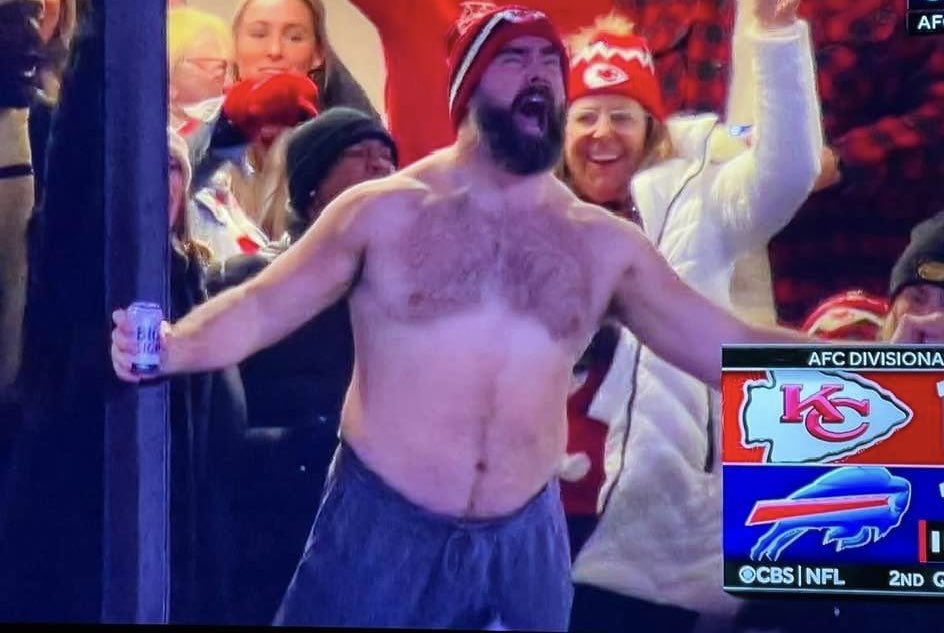 Your sexiest man alive. This is not up for debate. The ladies have spoken. #JasonKelce #nflplayoffs #newheights #sexiestman
