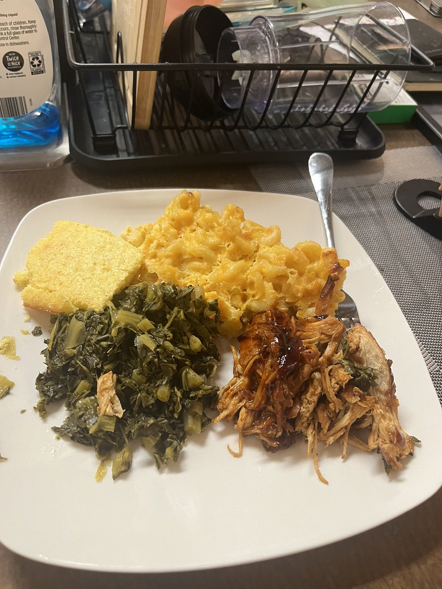 DEP_SINS's tweet photo. Sunday dinner for 1!! https://t.co/pmcfVfF8lI