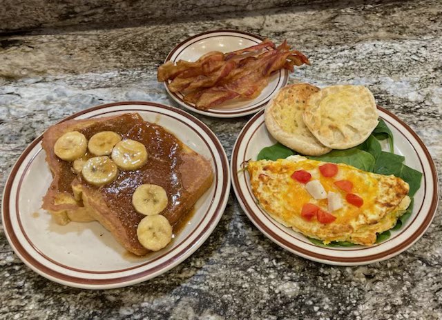 Winter Restaurant Weeks start tomorrow! Come try our specials through February 4th. We also encourage you to visit the other 29 participating restaurants in @dtsouthbend lots of great menus to check out. 
tinyurl.com/WRW2024