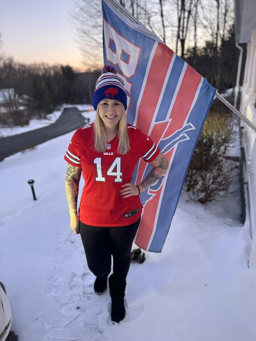 I billieve let&rsquo;s go Buffalo ❤️💙❤️ https://t.co/1N696TuLgg