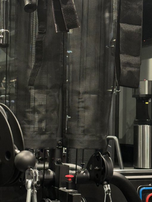 I&rsquo;m not one to believe in ghosts but I&rsquo;m 99% sure something is haunting my gym equipment. 😳🤨 https://t<a href="/tag/deadpool"class="tags"><span>#deadpool</span></a><a href="/tag/spicymargaritas"class="tags"><span>#spicymargaritas</span></a>