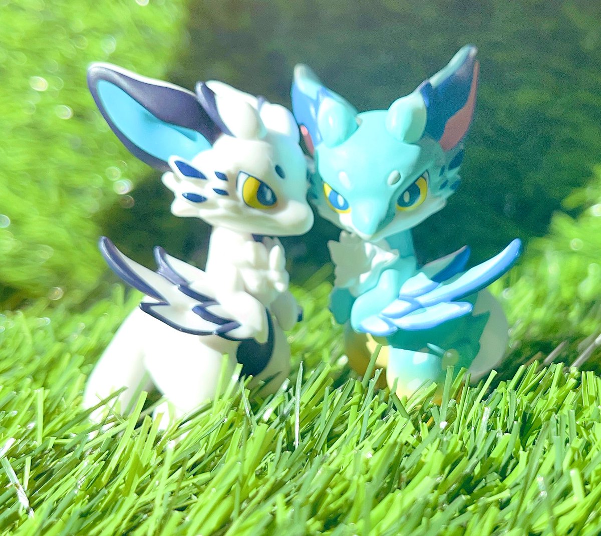 Kiki_YT_FAN's tweet photo. 昨日一目惚れして回したガチャ!
「小竜」!
白と青がほしかったんだけど、2回やって白と青出てきてくれた!♡
とっても可愛い!♡
#小竜
#Kemono_LINE
#ガチャガチャ https://t.co/OH2G9Gm5BA
