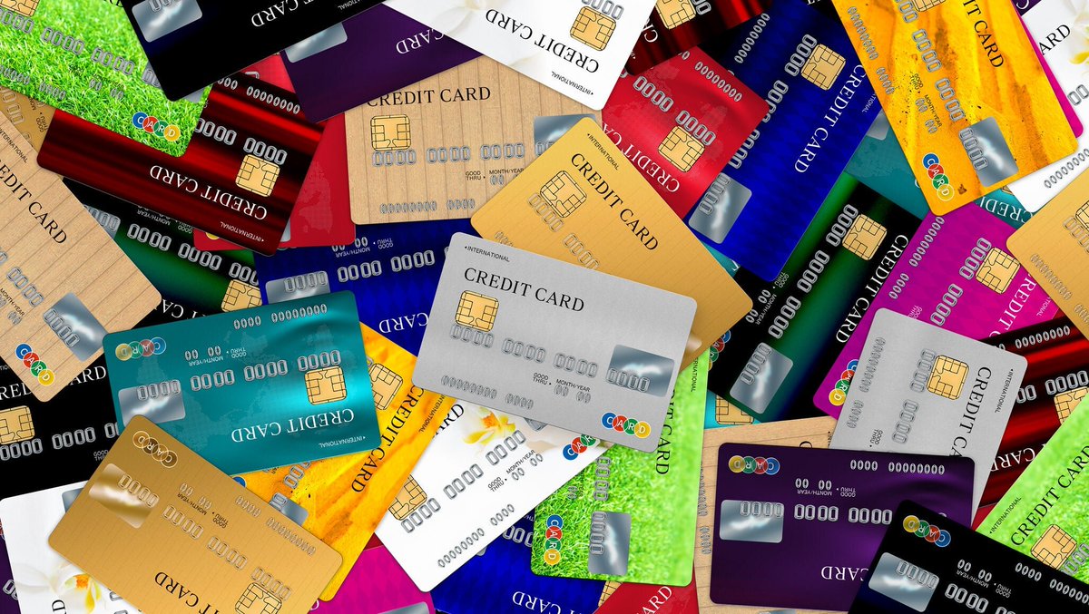 LShipmanSC's tweet image. Credit card debt is currently above $1 Trillion. 😲

*At the end of 2021, 39% of credit card holders carried debt from month to month. In 2023 that percentage increased to 47%, according to  Bankrate. 

Are you carrying credit card debt?
 #money #creditcards #finances