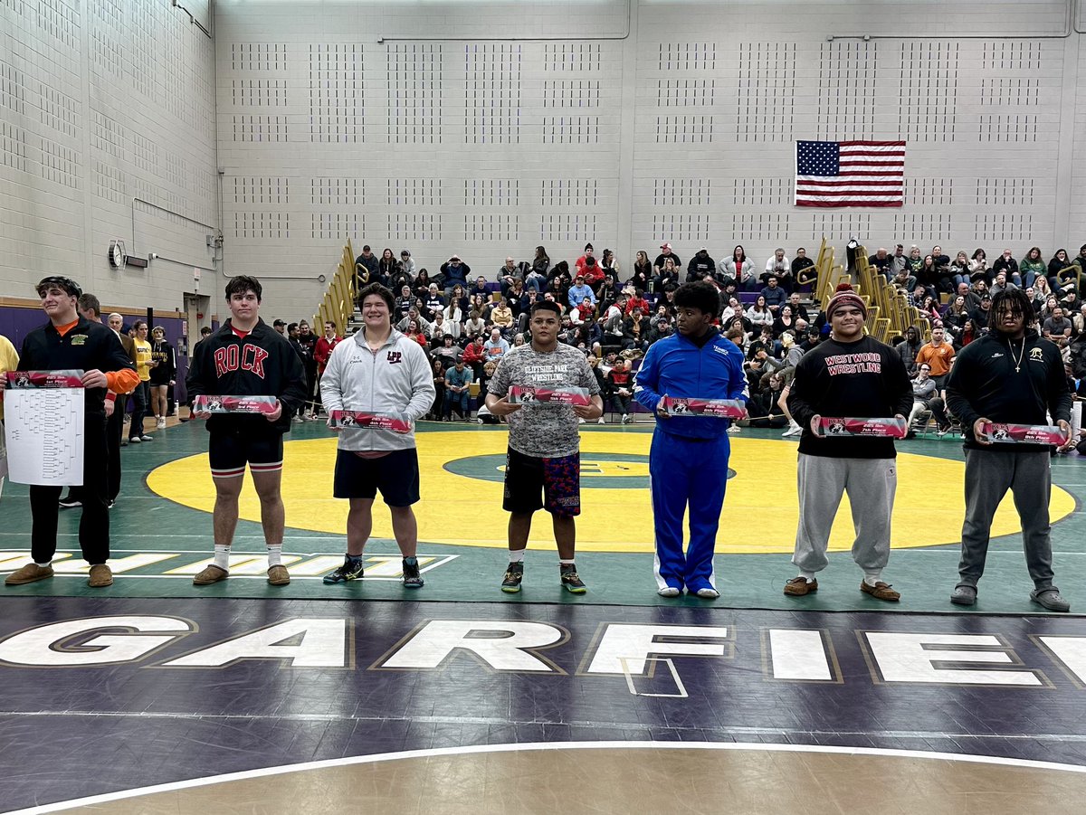 Dante Downey Bergen County Tournament 7th place finisher at 285