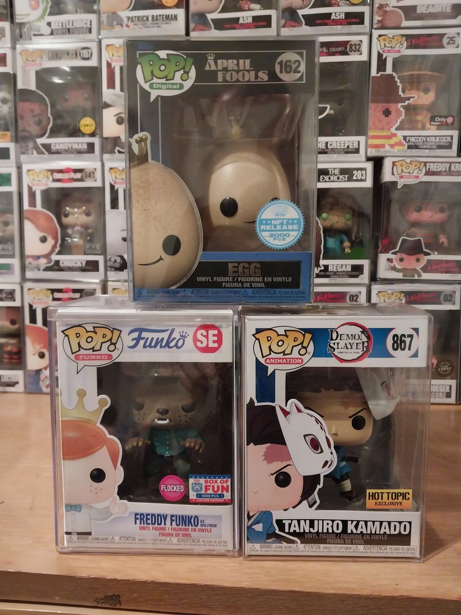 115wiitoxicNegi's tweet photo. This week's mail call is a Two And A Half #GrailCall . Brought to you in part by @Dropppio and the shop that I work at, which has its *heavy perks*. Been after the Freddy Wolfman for a while, and someone brought in blue-sword Tanjiro! And then there's the glorious
👑
🥚 https://t.co/B63yuQ9Kpo