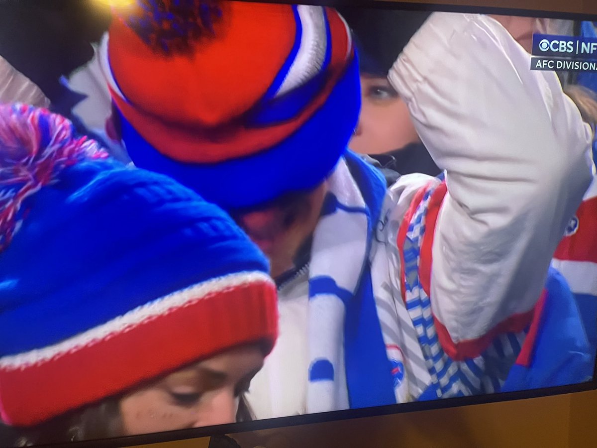 WalterFegis's tweet image. 