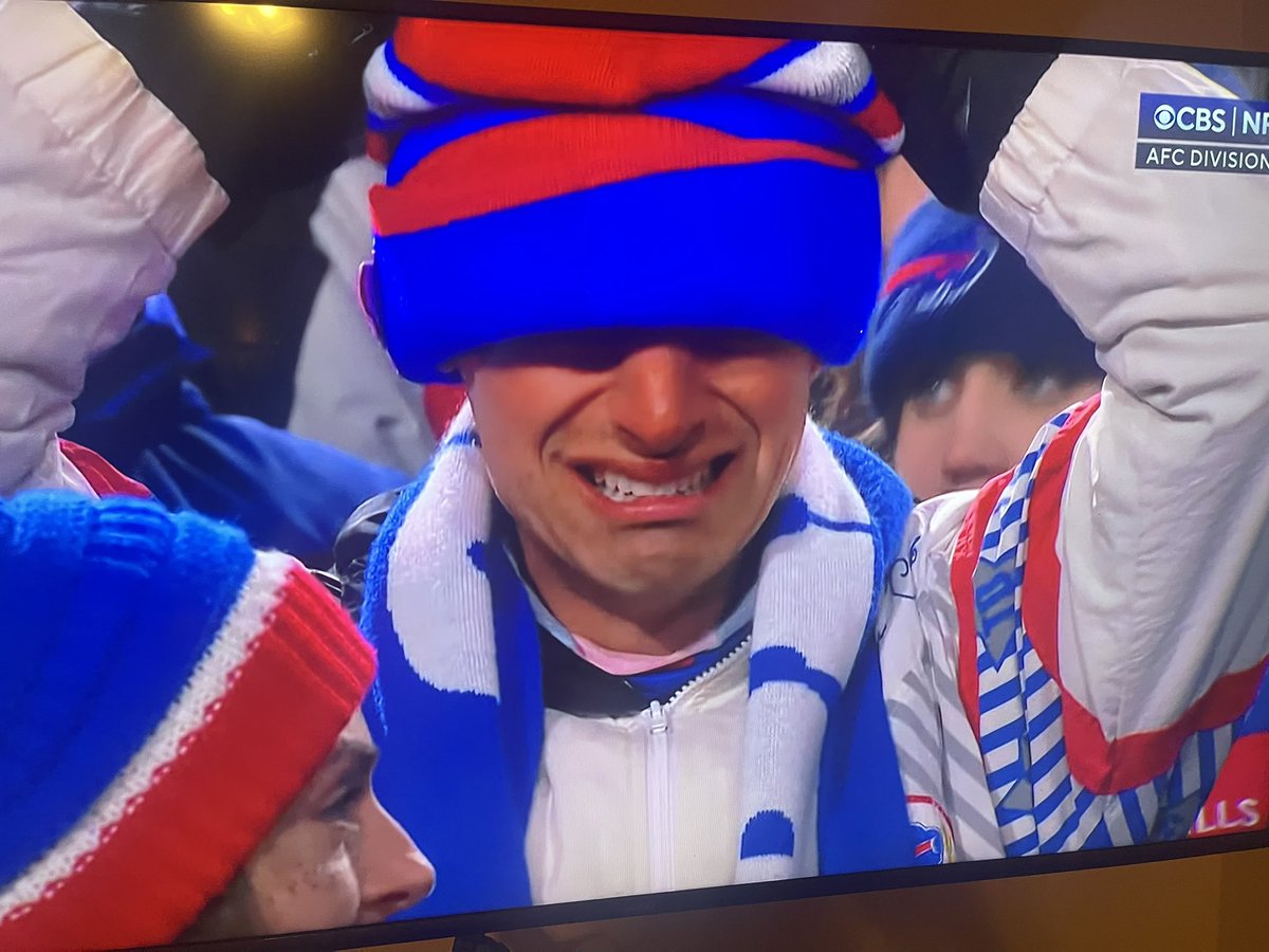 WalterFegis's tweet image. 