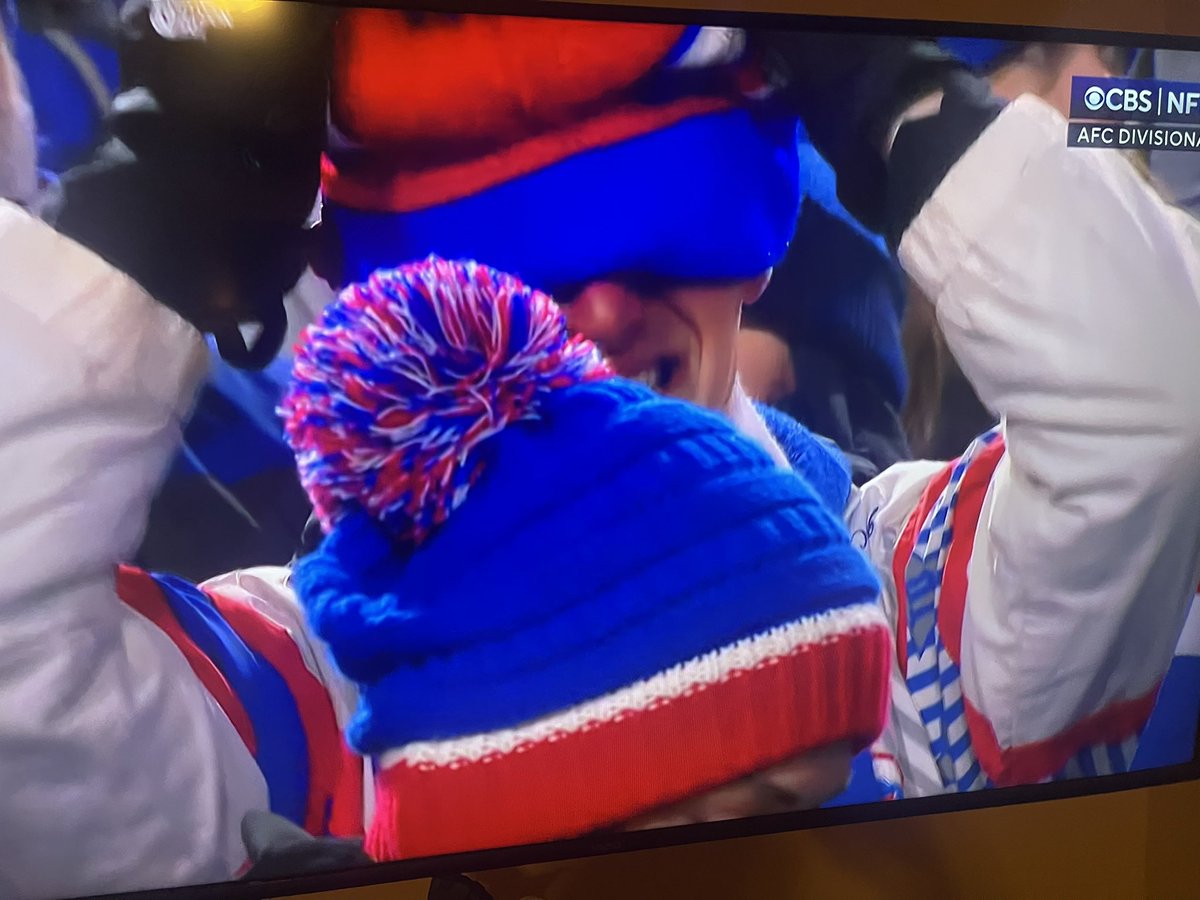 WalterFegis's tweet image. 