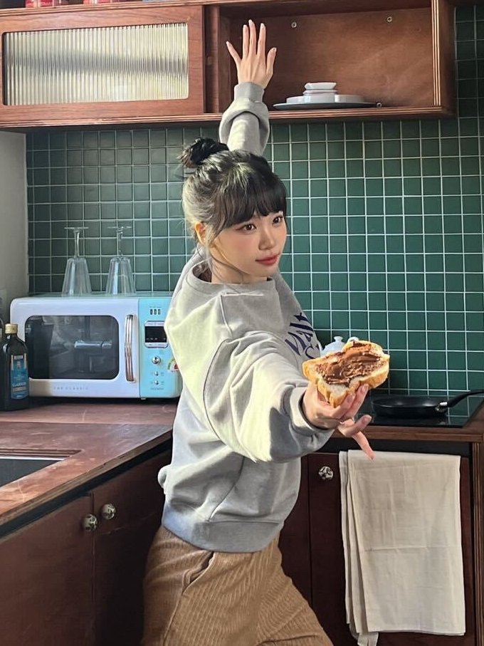 ChaeSolana's tweet photo. Gm anon, $CHAE is here she made u breakfast 🩷 https://t.co/liiiuLOtcz